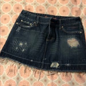 American Eagle Frayed Rhinestone Denim Skirt Sz6